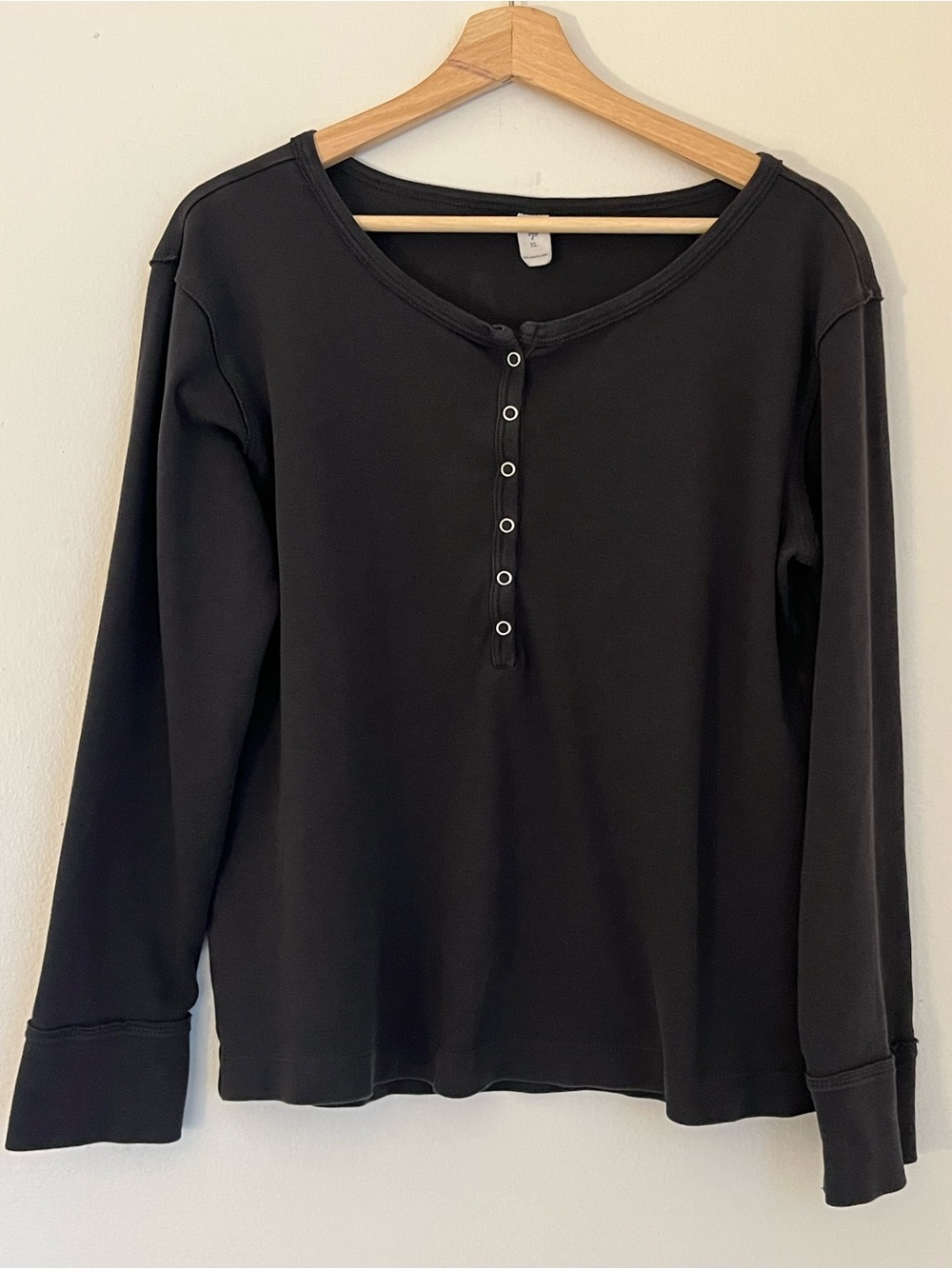 Kate Quinn Charcoal Crewneck Henley Lounge Top or PJ Top size XL